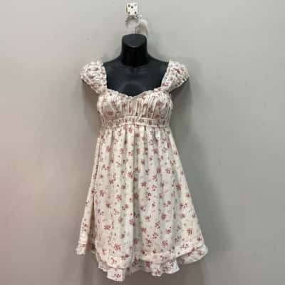 Princess Polly Womens  Size 6 Babydoll Dress Floral / White 