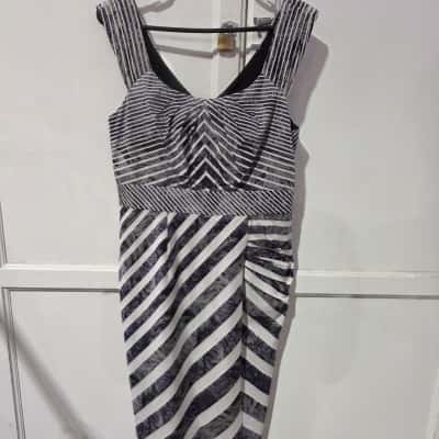 Jacqui-E Womens  Size 12 Midi Dress Pattern 