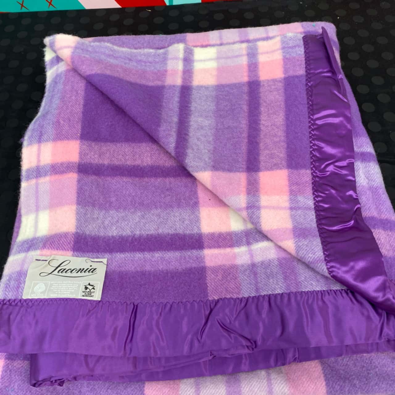 Laconia wool queen purple blanket (s)