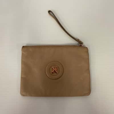 Mimco Womens Nude Wristlet