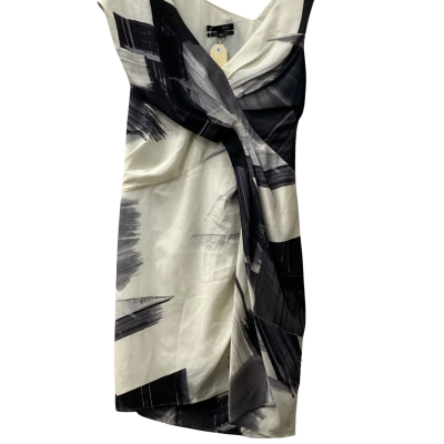 Saba Womens  Size 10 sleeveless Cocktail Dress Black  / Cream 