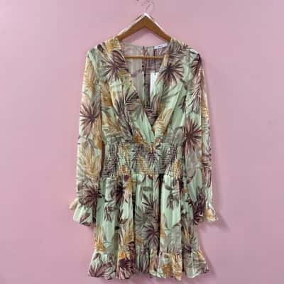 Sheike Isla Bonita dress green floral size 14 BNWT