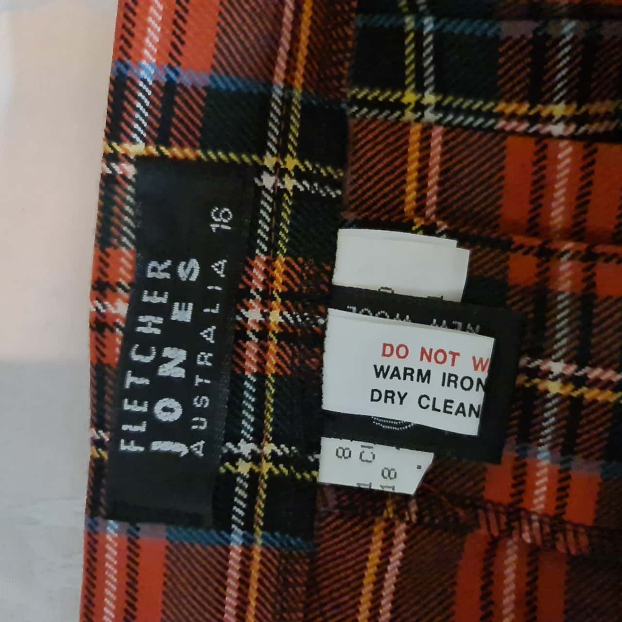 Fletcher Jones Kilt Size 16 Checked / Red