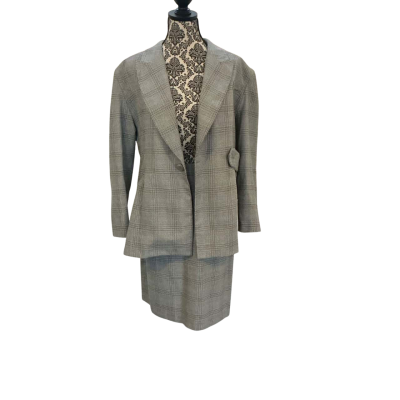 Diana Richard’s Womens  Size 14 Grey Blazer and Skirt set