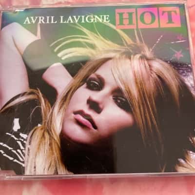 Avril Lavigne-Hot-cd single 