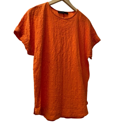 Decjuba Orange Textured Top Size Small