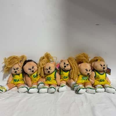 AUSTRALIA NETBALL “DIAMONDS” Beanie Kids Collection 