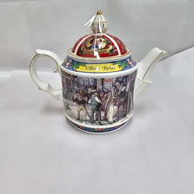 Oliver Twist Sadler teapot