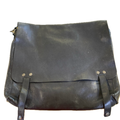 Country Road Unisex Large Genuine Leather Messenger Bag Black  