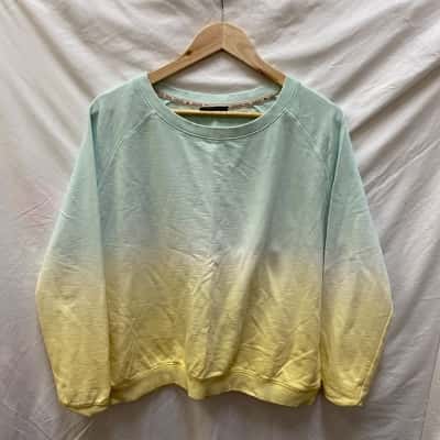 JOVIE The Label Womens  Size 8 Pullover Green / Yellow 
