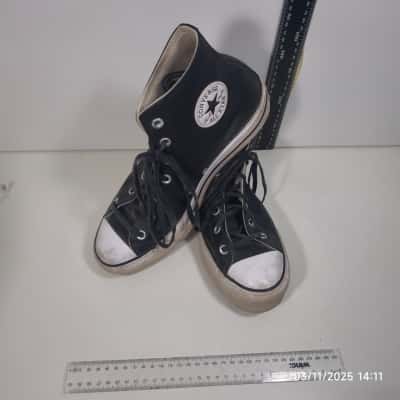Mens Converse Size 11US Black High Top PreOwned 