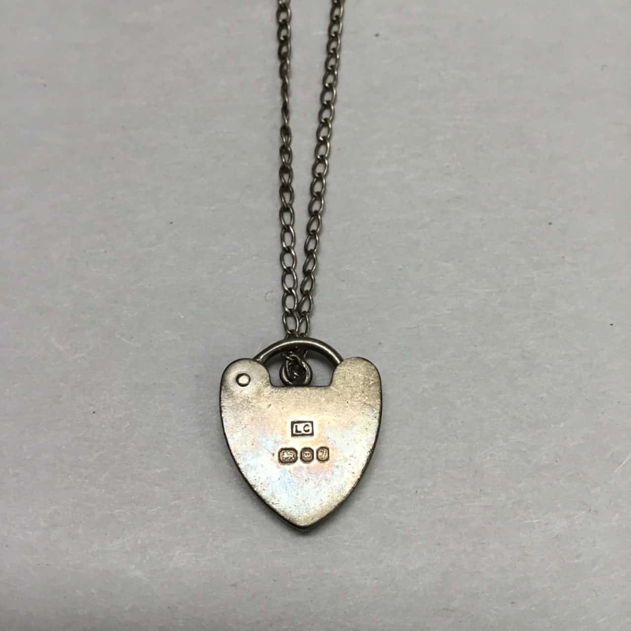 925 Sterling Silver Heart Padlock Charm Cable Chain Bracelet - 7.5 Inches / 19 Cm - UK Made