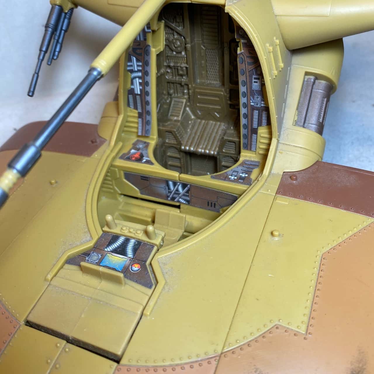 STAR WARS Transformers Class II Battle Droid AAT(s)