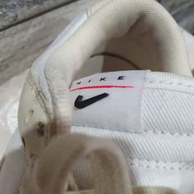 Nike Womens Size US 7 White Shoes