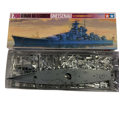 Tamiya 1:700 German battleship Gneisenau model