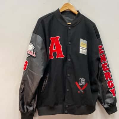 Veoorrs Energy Mens  Size XL Baseball Jacket (Large Energy/Mountain logo on back Black  