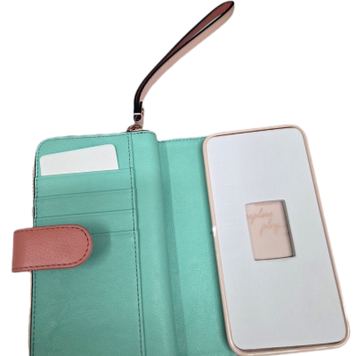 Mimco Echo Wallet for the iPhone 6 Plus / 7 Plus and/or 8 Plus.