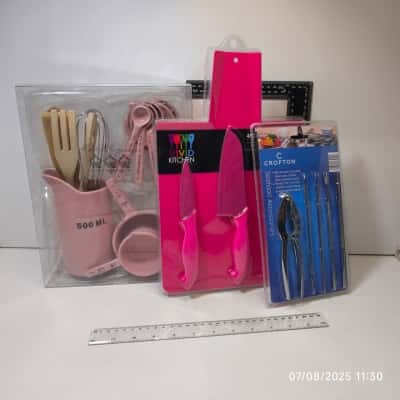 Pink Kitchen Utensils And SeaFood Accessories Set All As New 