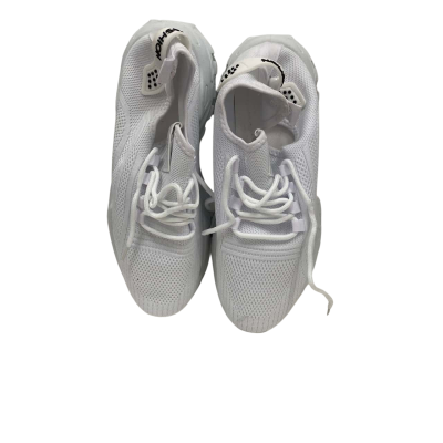 Mens Fasion Sneakers in a Size 44 