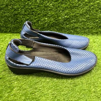 Arcopedico Blue Flat Shoes Size 38