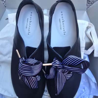  Womens anothersole  Size 40 Flats Black  