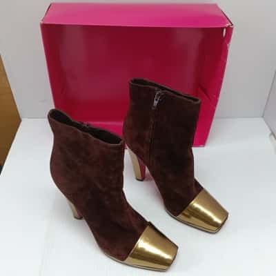 Luxe Style: Paris Hilton Velour High Heel Booties Size 12.5M with Box #ParisHiltonShoes #DesignerBooties #HighHeels