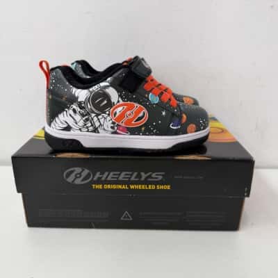 Heelys Black (Galaxy/Space) Shoes - Size UK 12 / EUR 31