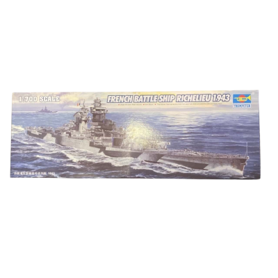 Trumpeter 1:700 Scale French battle ship Richelieu 1943