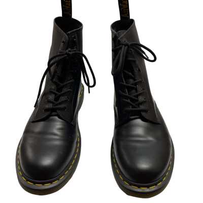 Dr Martens Mens  Size 10 Black  