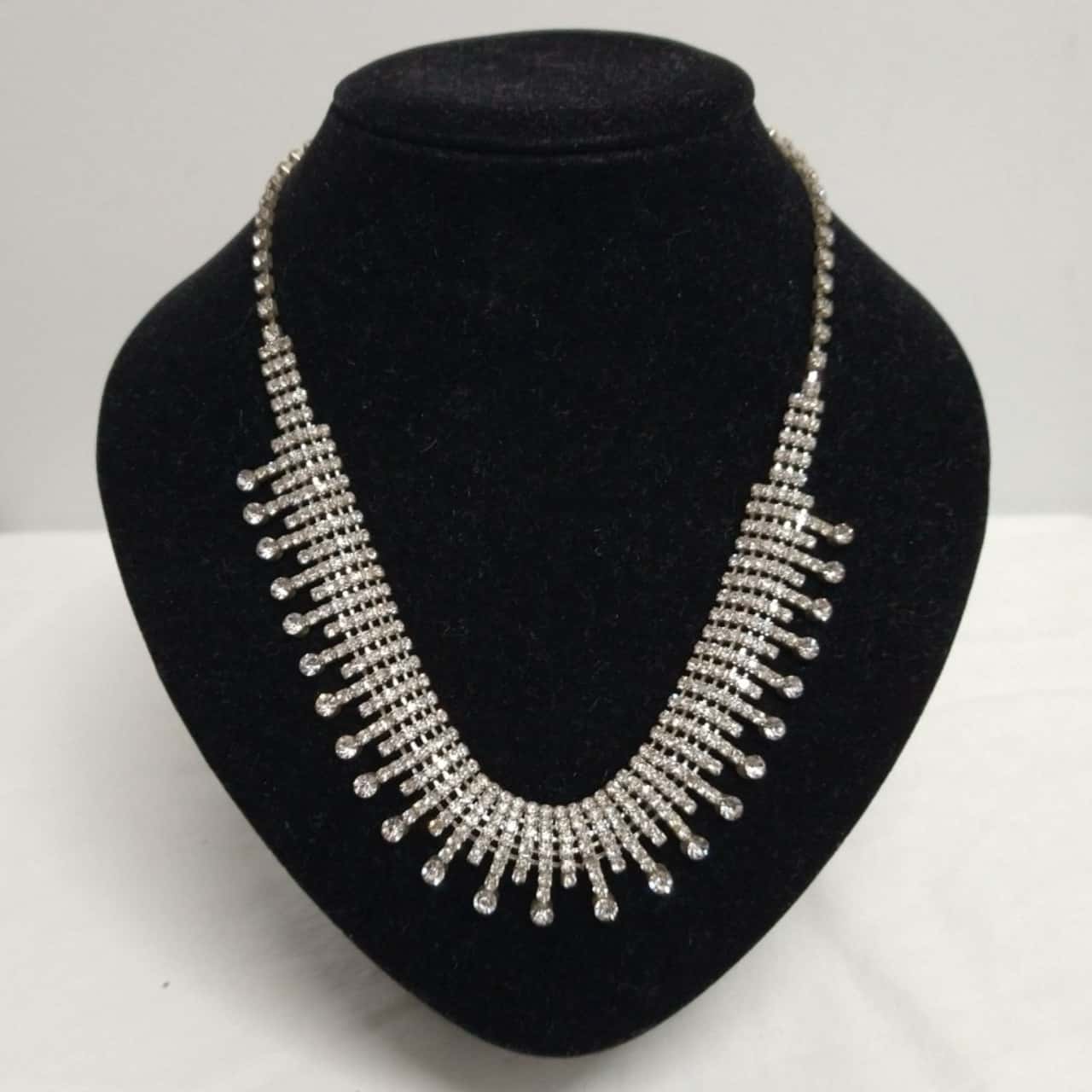 Women's Costume Jewellery Necklace(s)