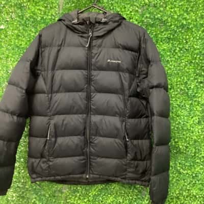 Macpac Womens Puffer Jacket Black  