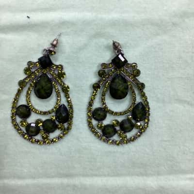  Womens Earrings Green large 