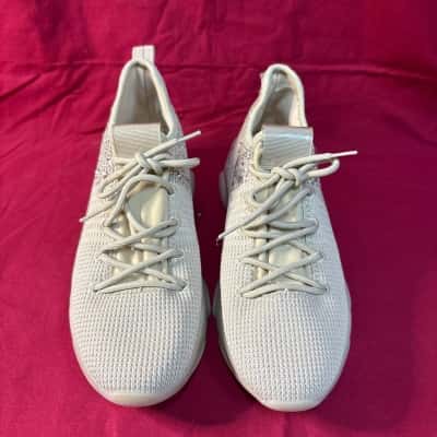 Steve Madden Women's  Size US 10 / EUR 41 Shimmer Sneakers Beige 