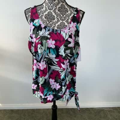  Womens  Size 16 Bikini Top Floral / Pink  