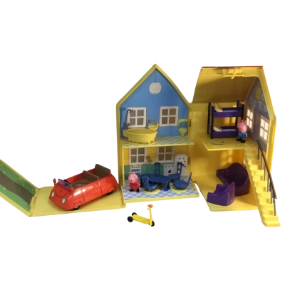 Peppa Pig Family Play Set as pictured
