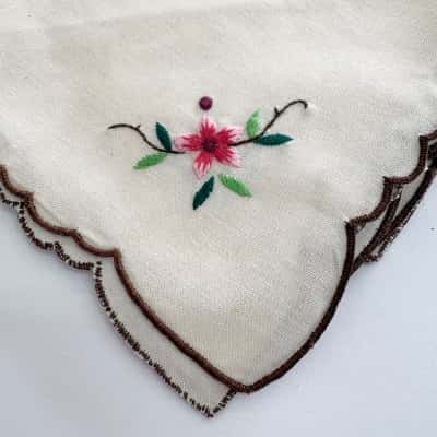 Vtg. Handkerchief Set of 4 Hand Embroidered 