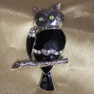 Vintage Style Enamel Owl Brooch 