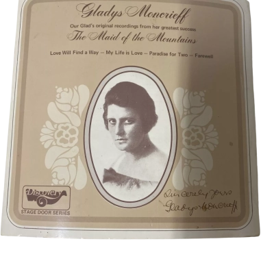 Vinyl Record 1968 Gladys Moncrieff - The Main Of The Mountains 