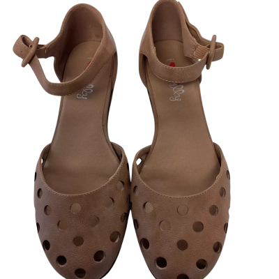 I Love Billy Womens  Size 37 Sandals Brown 