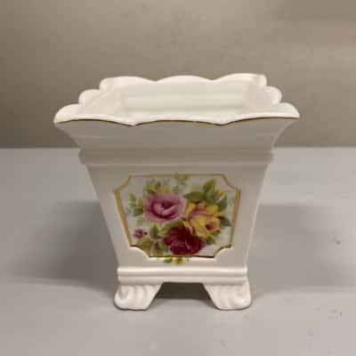 Fine Bone China Royal Rose Small Flower Pot
