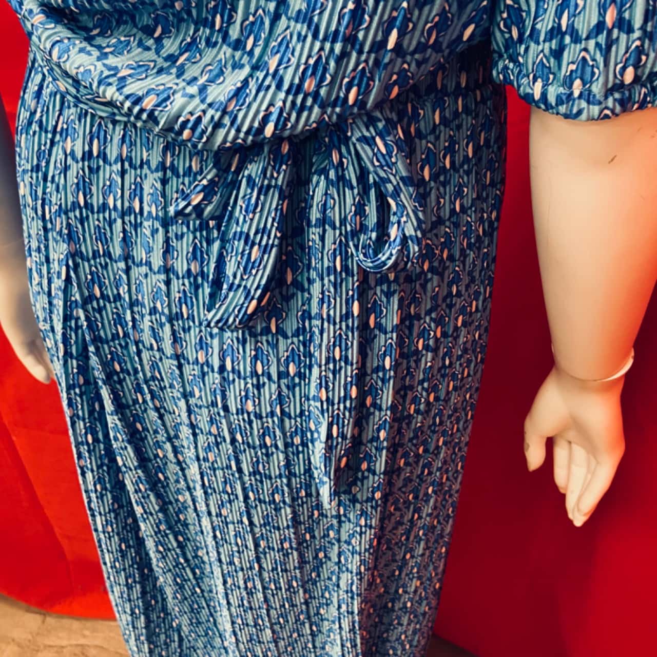 Sportsgirl Womens Size XXL Blue / White Plisse Pleated Pants & Top Set