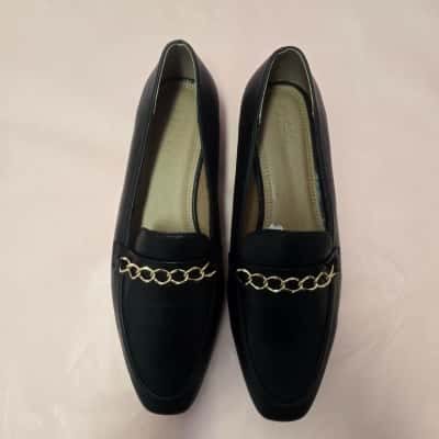 Asos Design Womens  Size 41 Flats Black  
