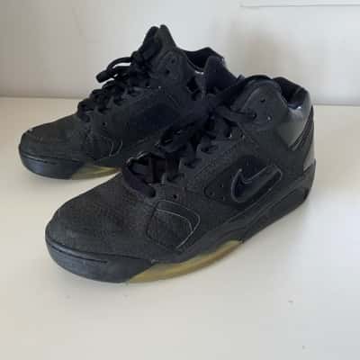 Nike Air Black Flight Sneaker Shoes Size 6