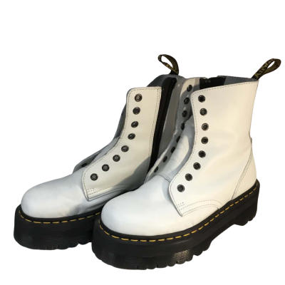  Unisex  White Boots Size 7US L 6 US M