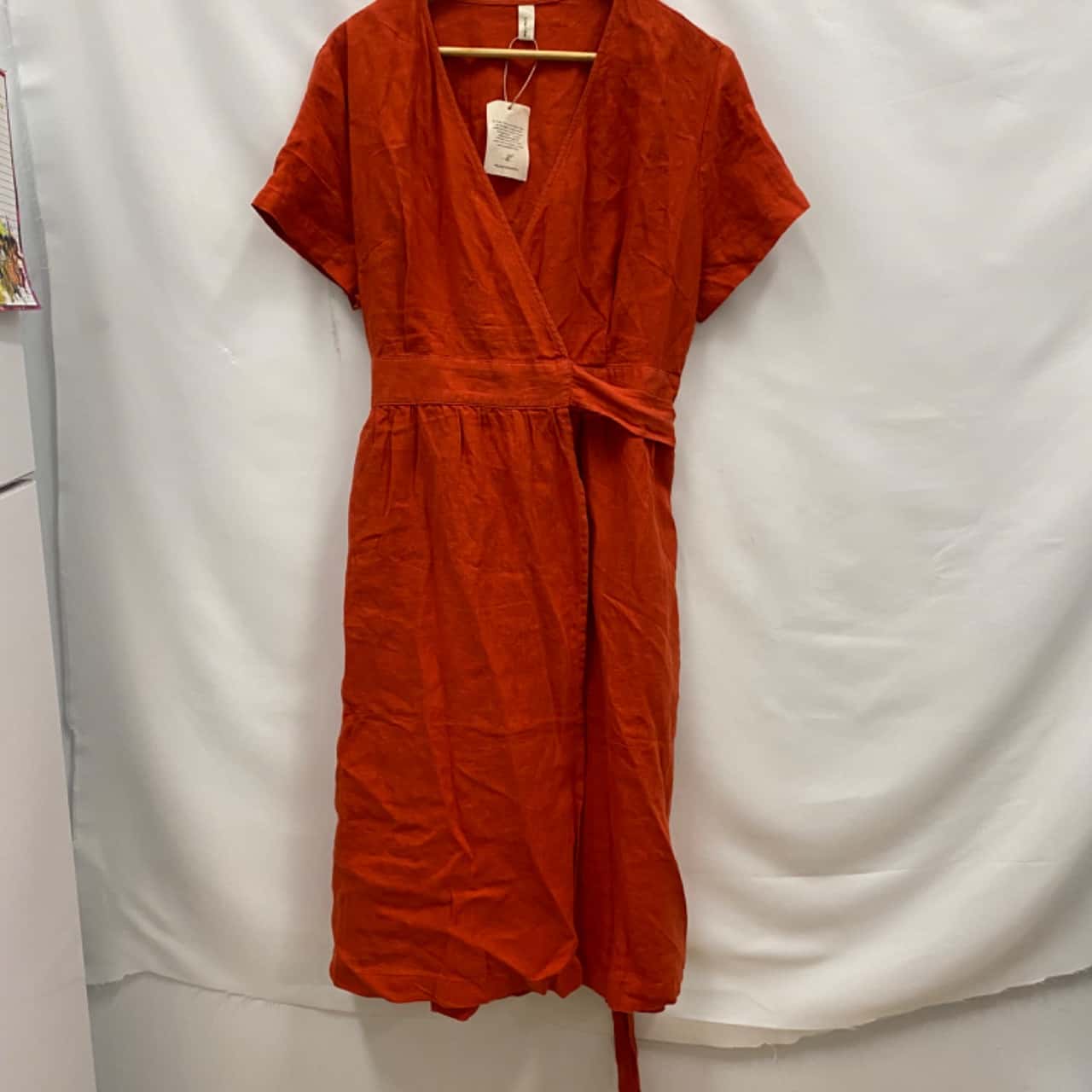Grae Cove Women's 100% Linen Wrap Dress Size XL Rust BNWT(s) - New With  Tags | Salvos Stores