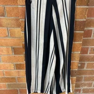 Sheike Womens  Size 6 Striped Dress Pants 