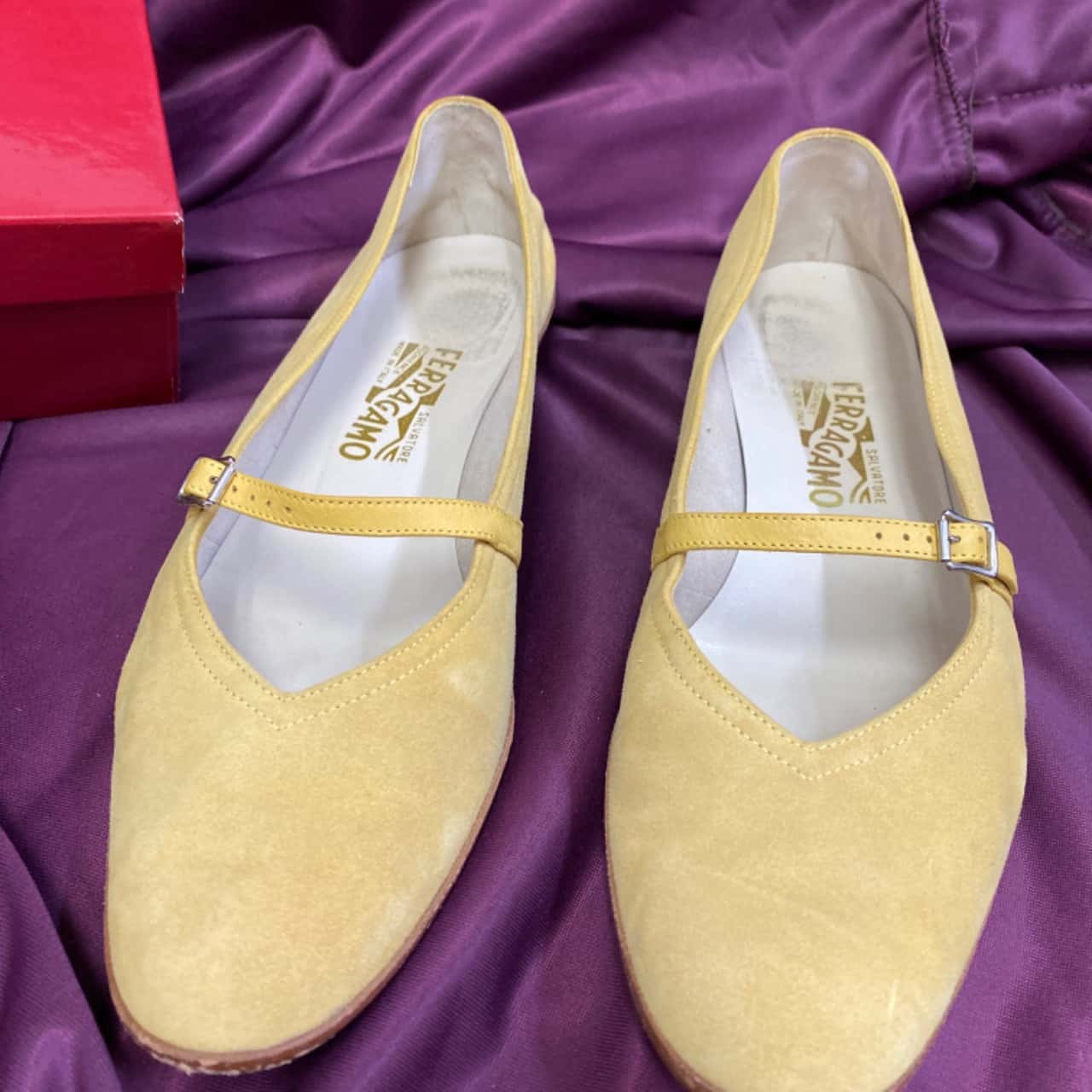 ferragamo ballet flats sale