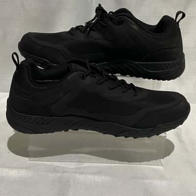  MAGNUM BOXER LOW BLACK SOFT TOE 100% WATERPROOF LIGHT WEIGHT MEN'S BOOTS.  Size AU 15