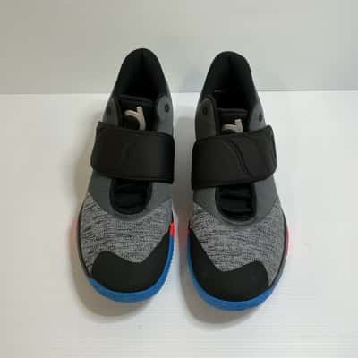 Nike KD Trey 5 VI Mens  Size 11 Black  / Chrome / Photo Blue Sneaker  as New RRP $130
