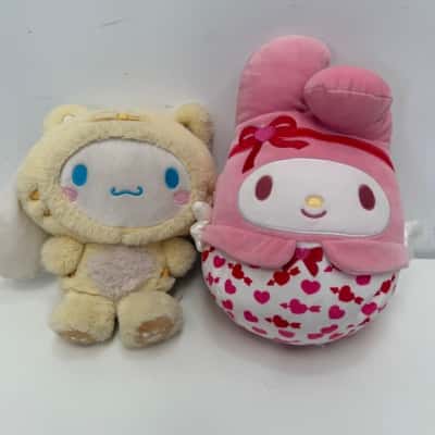 NEW - Sanrio Plushies - My Melody & Cinnamoroll